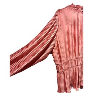 EST 1946 Pink Blouse 26/28W LS Pleated Polyester Slinky Demure Accordian Pleats